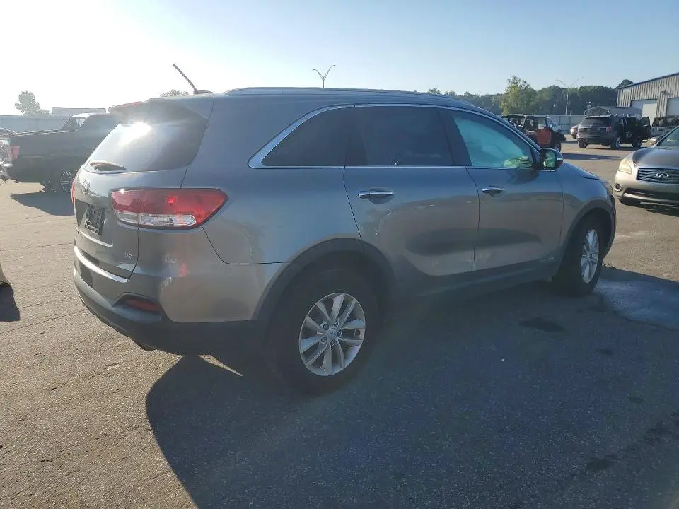 2016 KIA SORENTO LX V6  