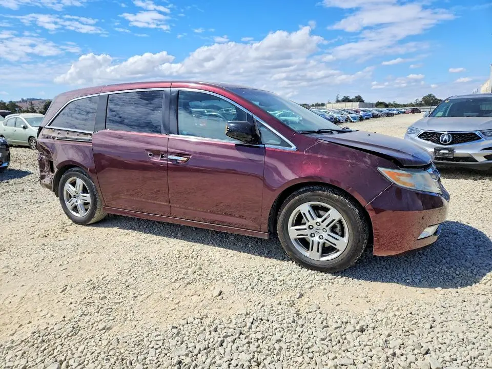 2011 HONDA ODYSSEY TOURING  