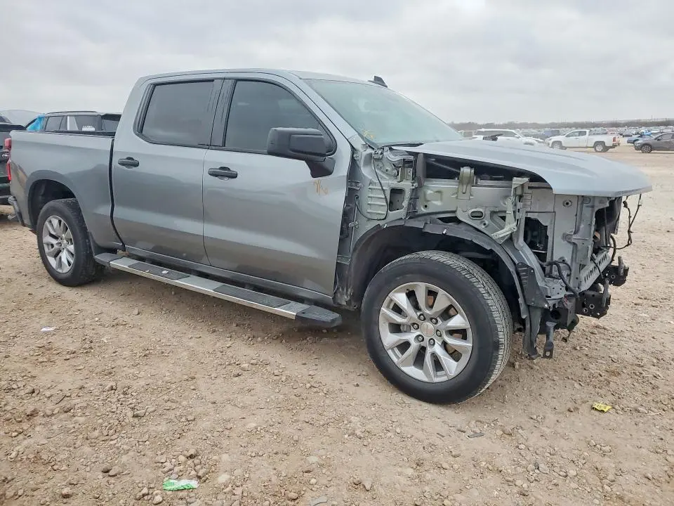 2024 CHEVROLET SILVERADO C1500 CUSTOM  