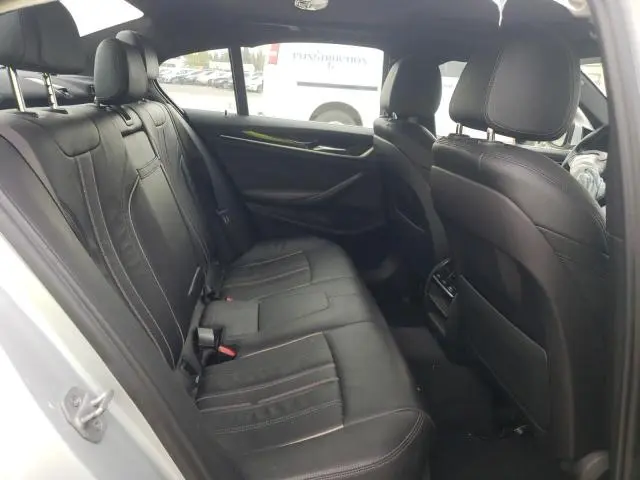 2018 BMW 530E 