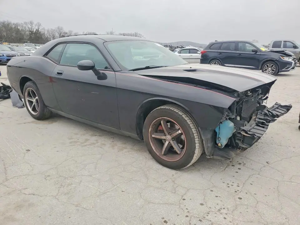 2010 DODGE CHALLENGER SE  