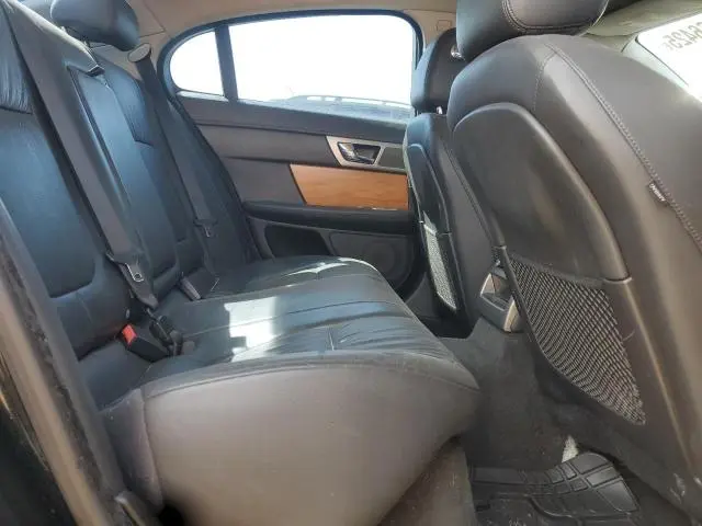 2010 JAGUAR XF LUXURY  