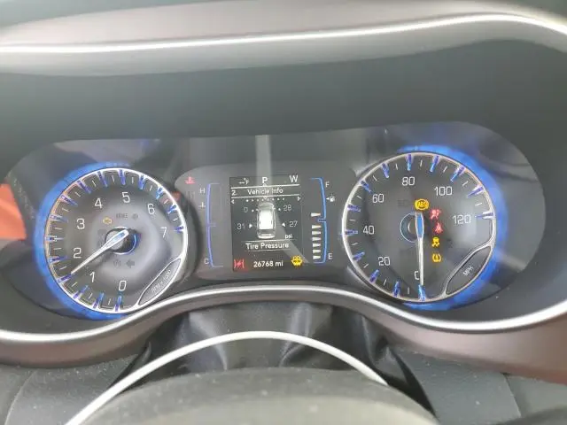 2022 CHRYSLER VOYAGER LX  