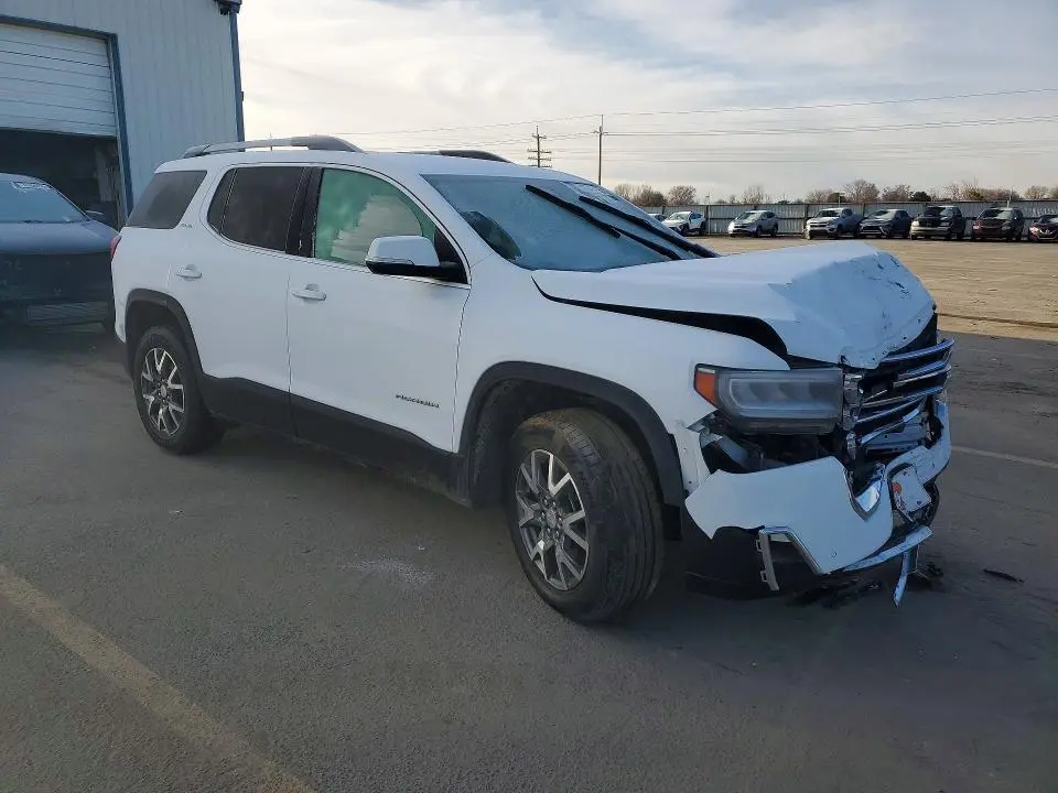 2022 GMC ACADIA SLE  