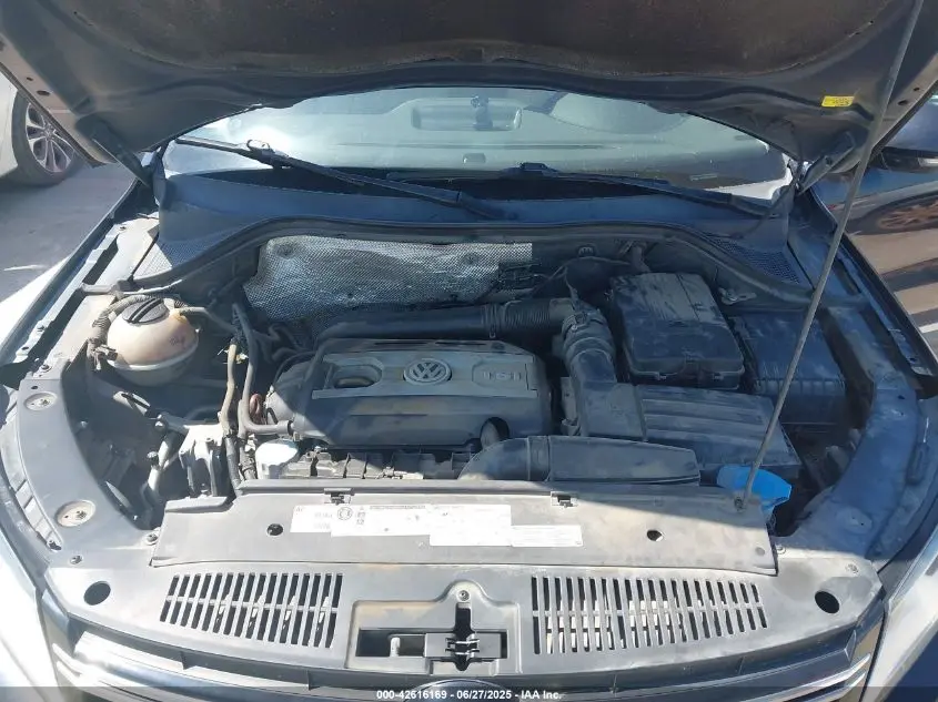 2012 VOLKSWAGEN TIGUAN SE