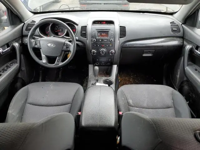 2013 KIA SORENTO LX  
