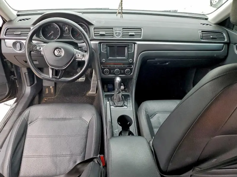 2016 VOLKSWAGEN PASSAT S  