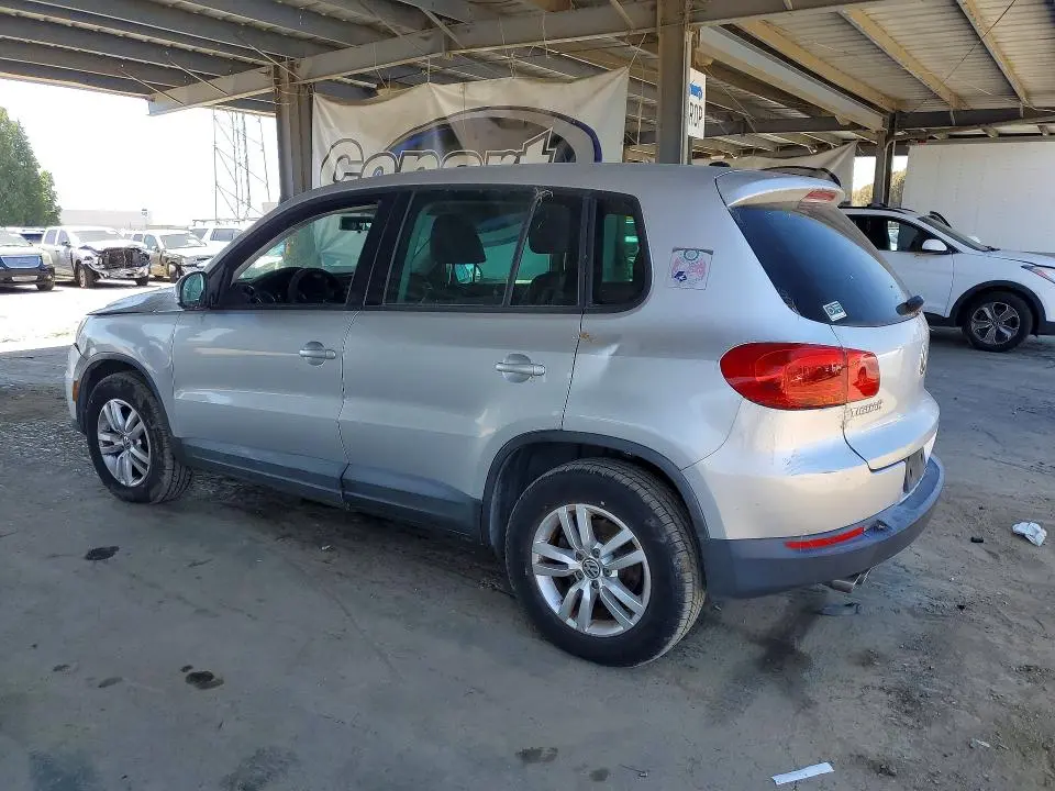 2012 VOLKSWAGEN TIGUAN S  