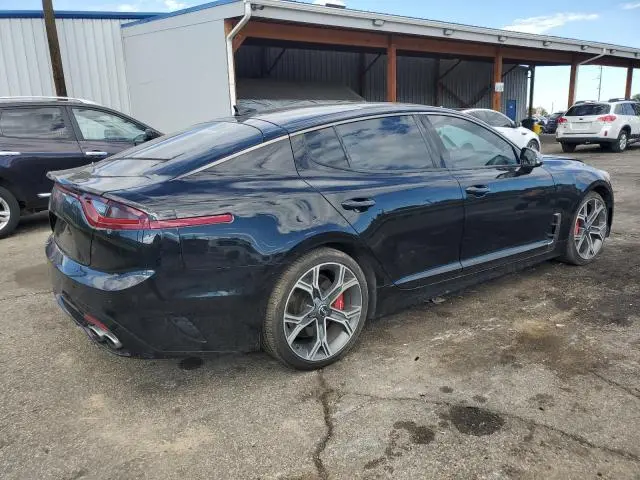 2019 KIA STINGER GT2  