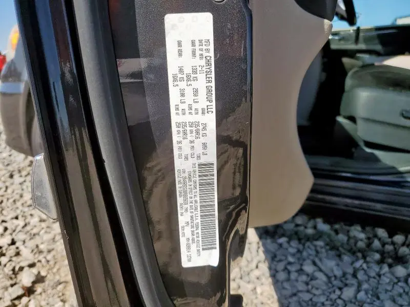 2011 CHRYSLER TOWN & COUNTRY TOURING  