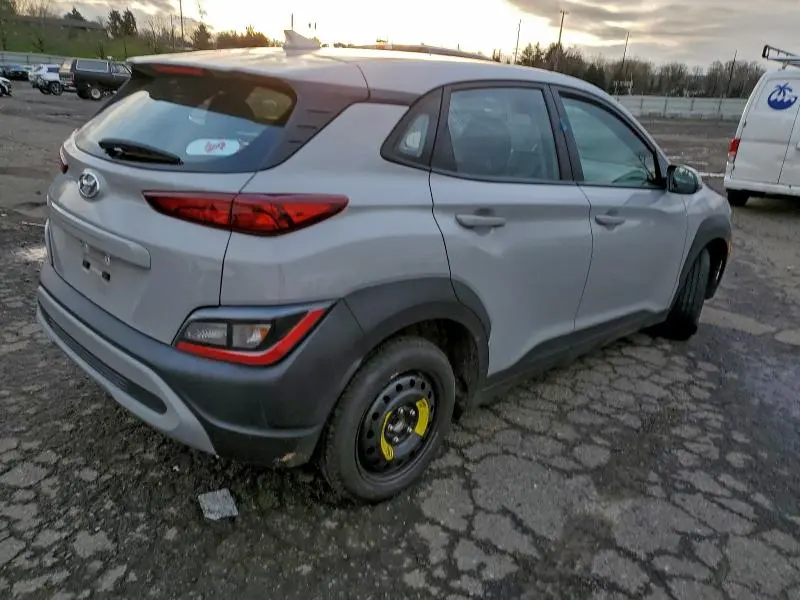 2023 HYUNDAI KONA SE  