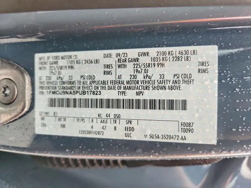 2023 FORD ESCAPE ST LINE SELECT  