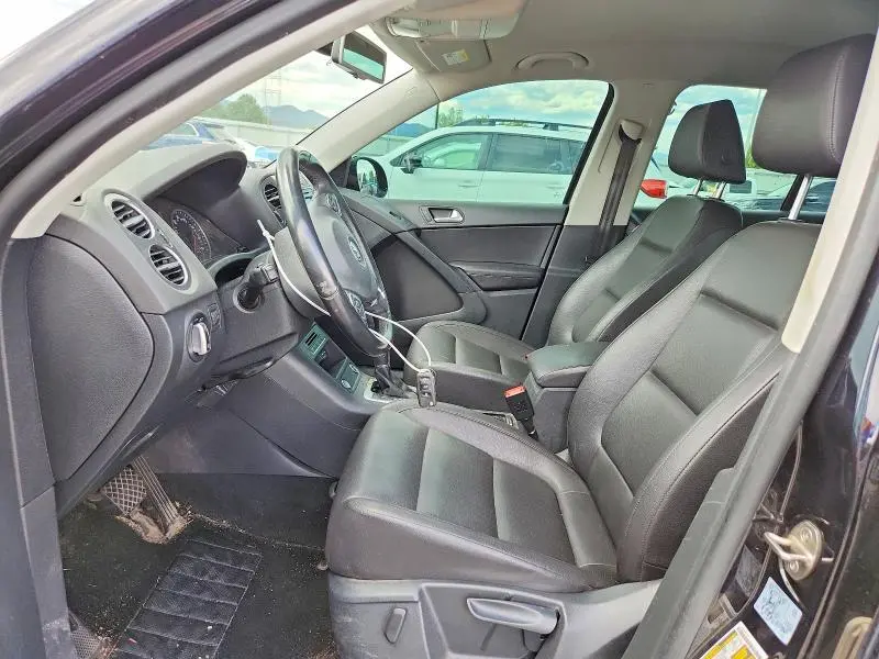 2017 VOLKSWAGEN TIGUAN S  