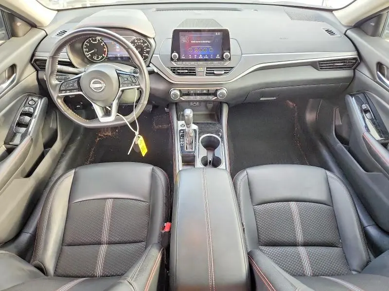 2024 NISSAN ALTIMA SR  