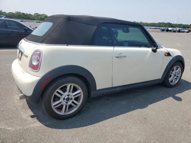 2011 MINI COOPER   