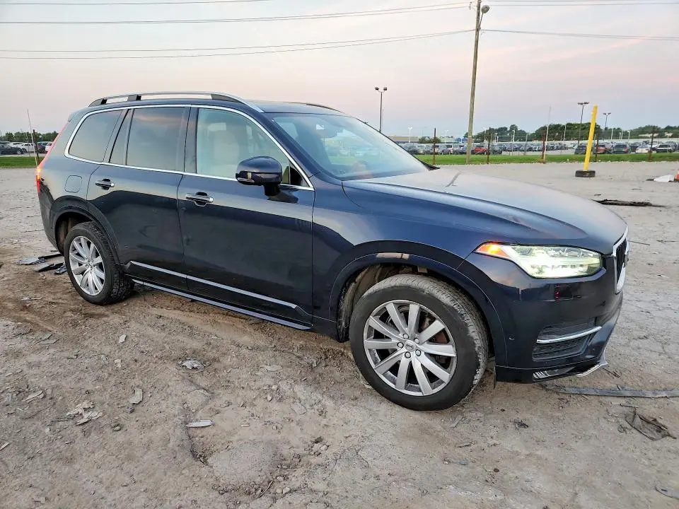 2016 VOLVO XC90 T6  
