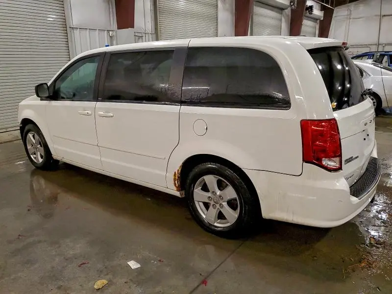 2013 DODGE GRAND CARAVAN SE  