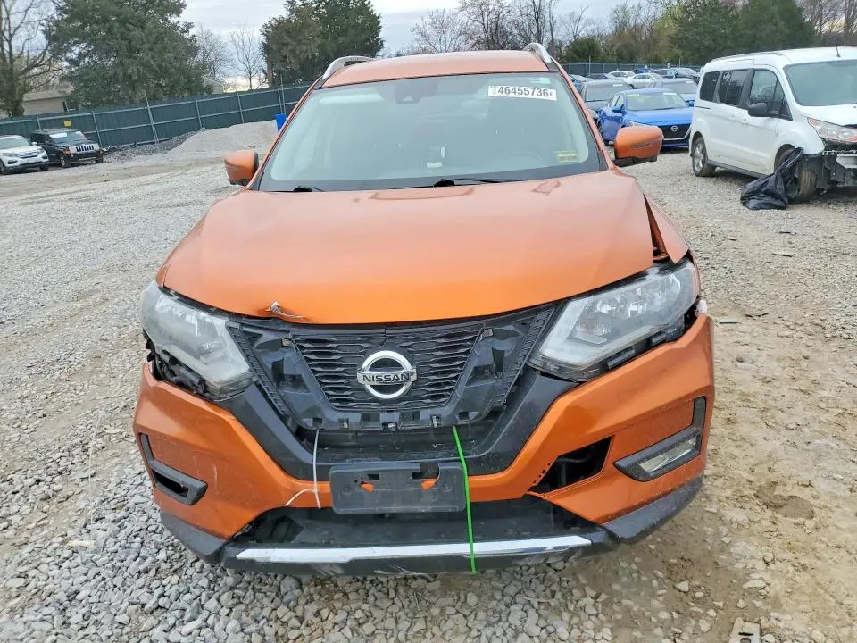 2017 NISSAN ROGUE SL  