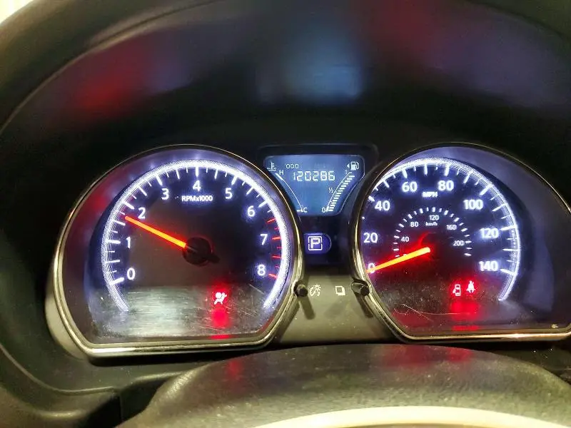 2017 NISSAN VERSA   