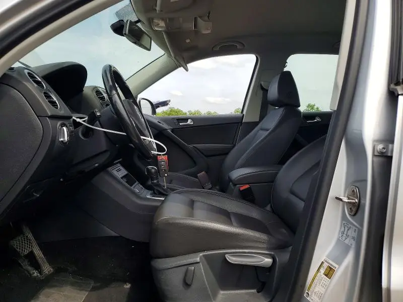 2017 VOLKSWAGEN TIGUAN S  