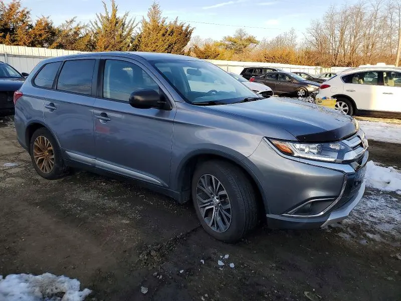 2017 MITSUBISHI OUTLANDER ES  