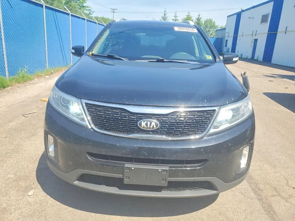 2015 KIA SORENTO LX  