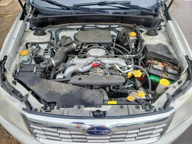 2010 SUBARU FORESTER XS  