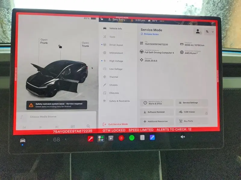 2026 TESLA MODEL Y   