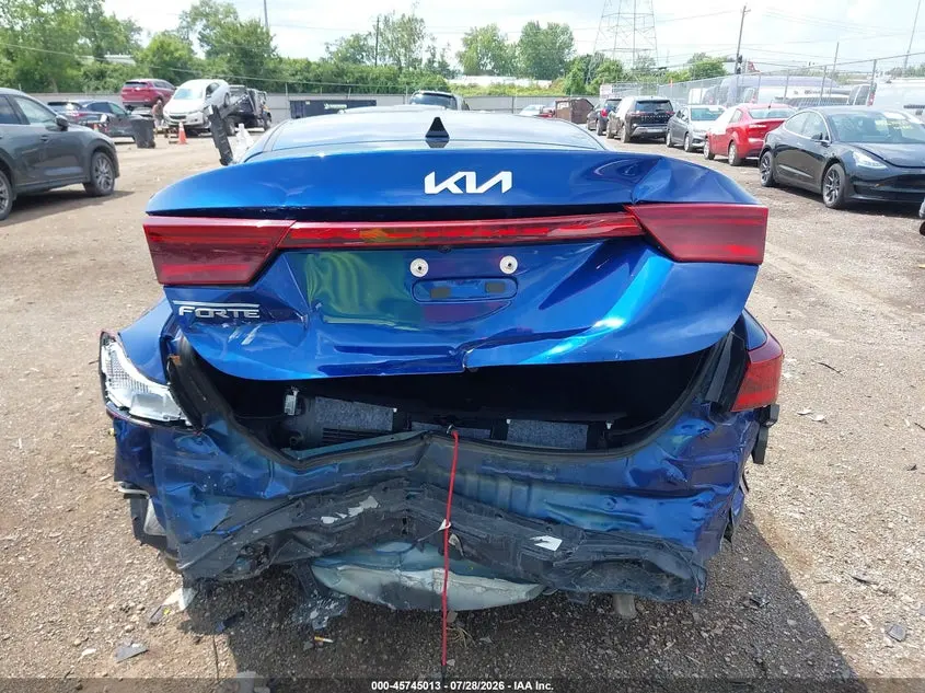 2023 KIA FORTE LXS