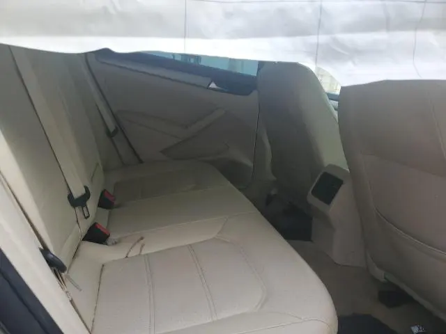 2014 VOLKSWAGEN PASSAT SE  