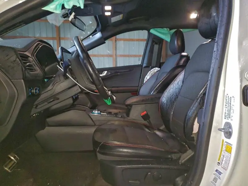 2024 FORD ESCAPE ST LINE SELECT  