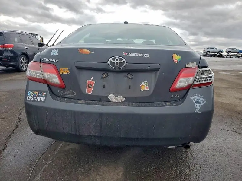 2011 TOYOTA CAMRY BASE  