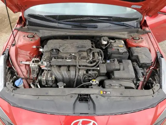 2021 HYUNDAI ELANTRA SEL  