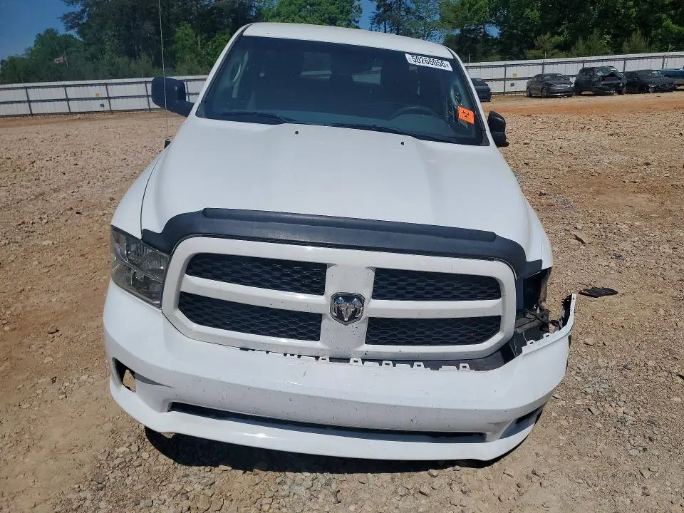 2016 RAM 1500 ST  