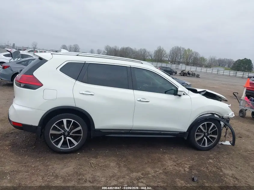 2019 NISSAN ROGUE SL