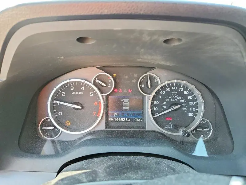 2017 TOYOTA TUNDRA CREWMAX SR5  
