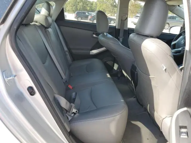 2014 TOYOTA PRIUS PLUG-IN   