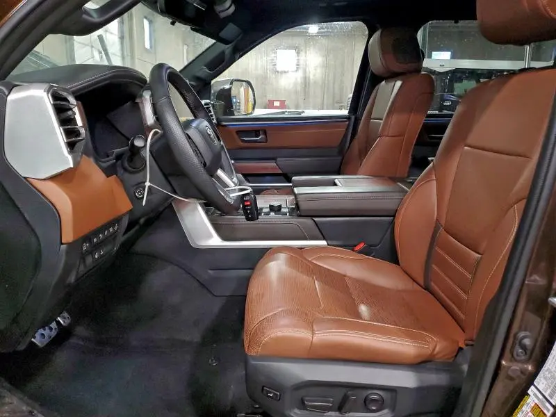 2023 TOYOTA TUNDRA CREWMAX PLATINUM  