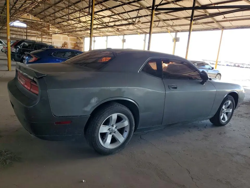 2010 DODGE CHALLENGER SE  