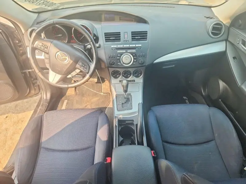 2010 MAZDA 3 S  