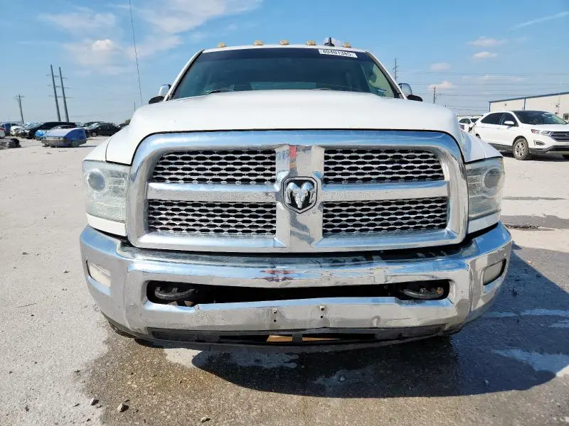 2015 RAM 3500 LARAMIE  