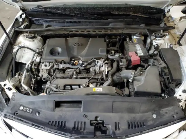 2020 TOYOTA CAMRY LE  