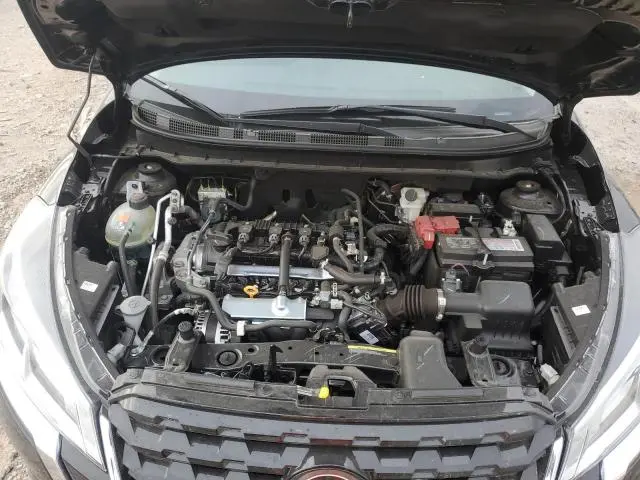 2024 NISSAN KICKS S  