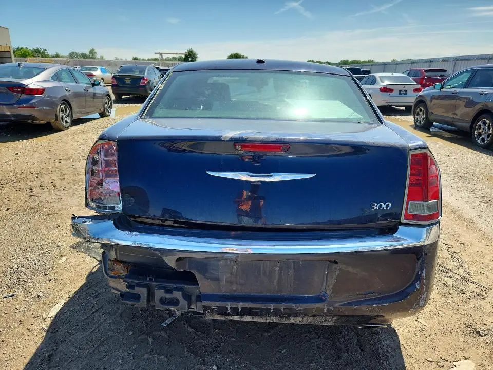 2012 CHRYSLER 300 LIMITED  