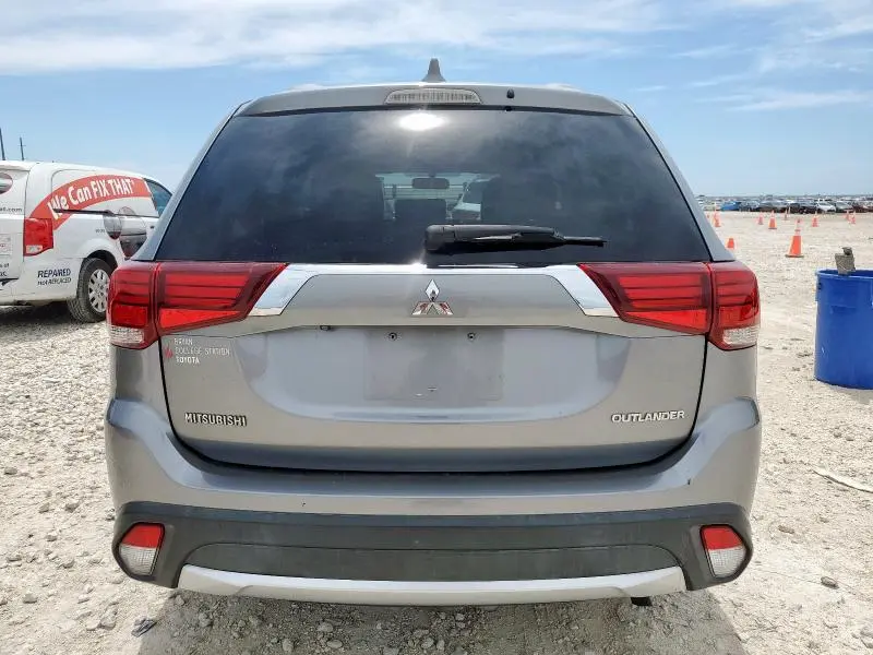 2018 MITSUBISHI OUTLANDER ES  
