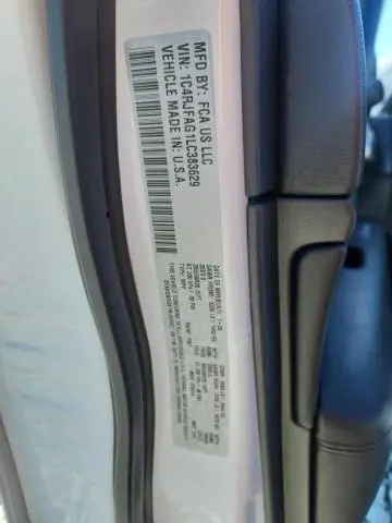 2020 JEEP GRAND CHEROKEE LAREDO  