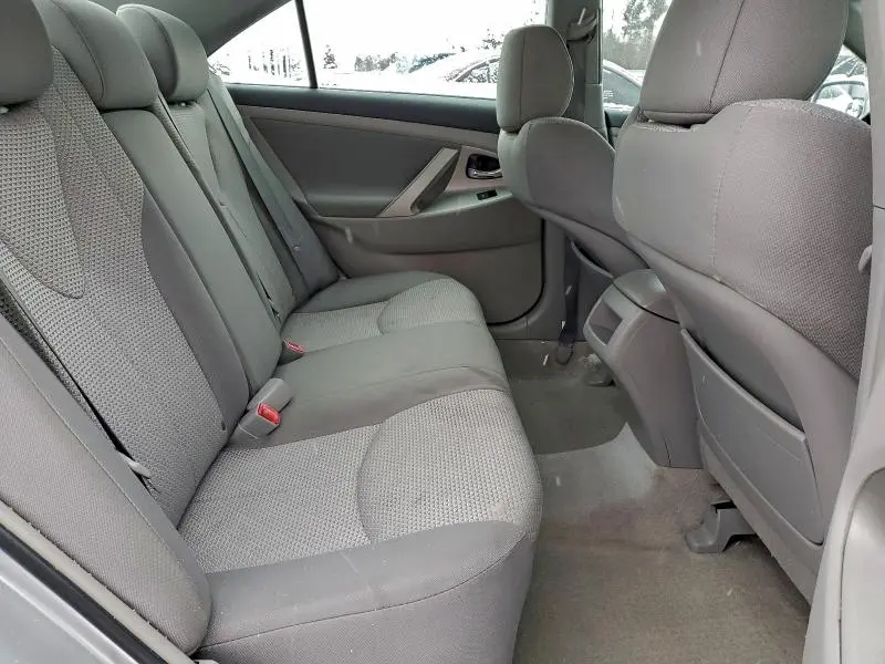 2010 TOYOTA CAMRY BASE  