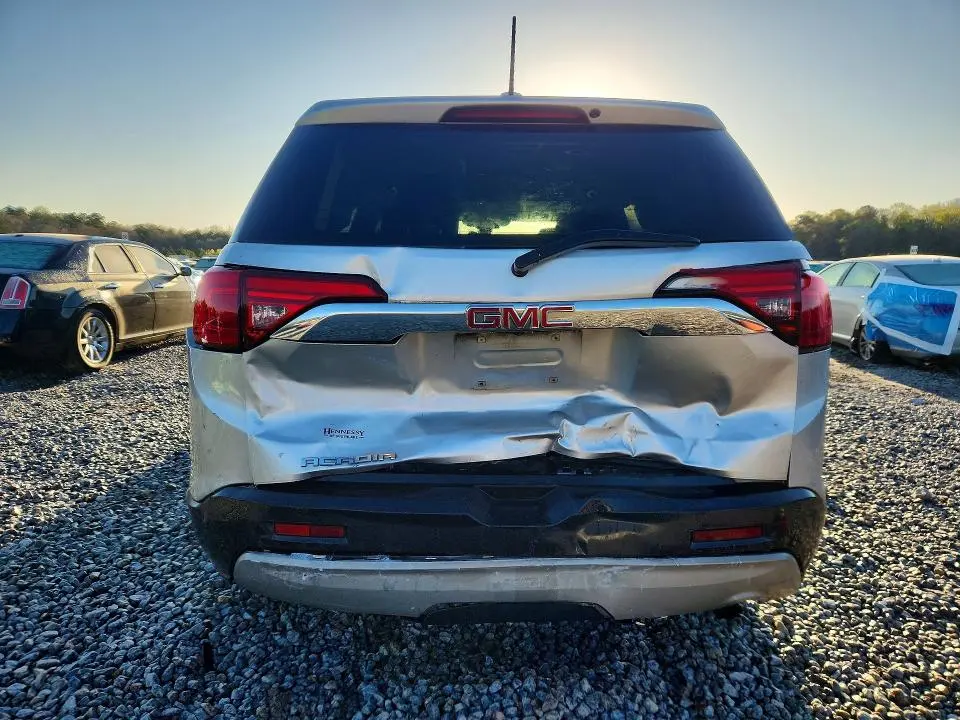 2017 GMC ACADIA SLE  