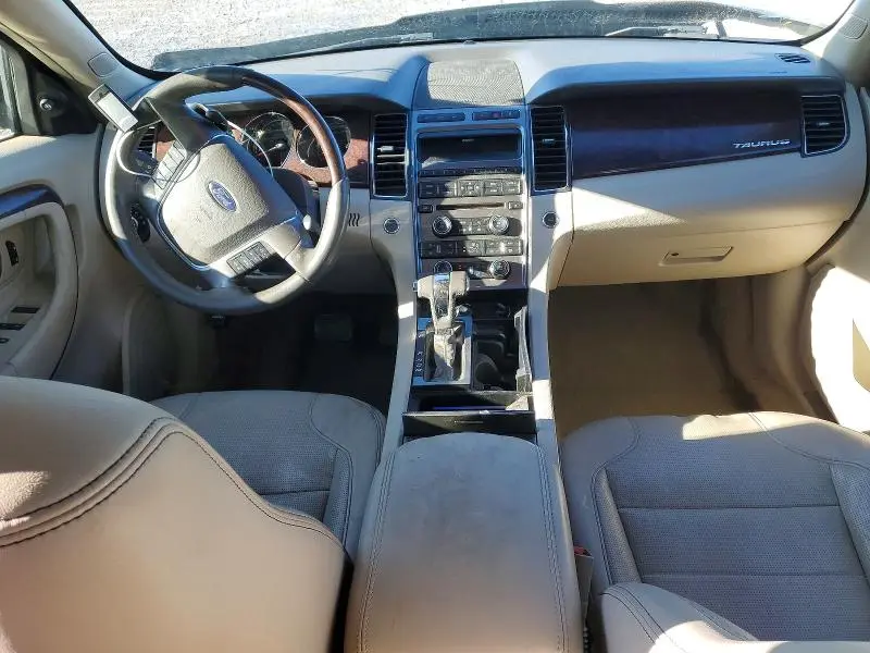 2010 FORD TAURUS LIMITED  