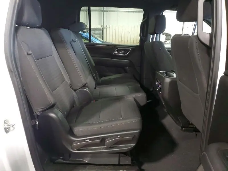 2023 CHEVROLET SUBURBAN K1500 LS  